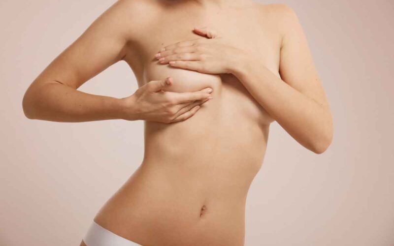 Sollevare un seno cadente: Ritrovare la femminilità con la chirurgia estetica